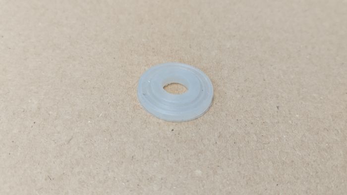 Uszczelka między misą a silnikiem fontanny czekoladowej