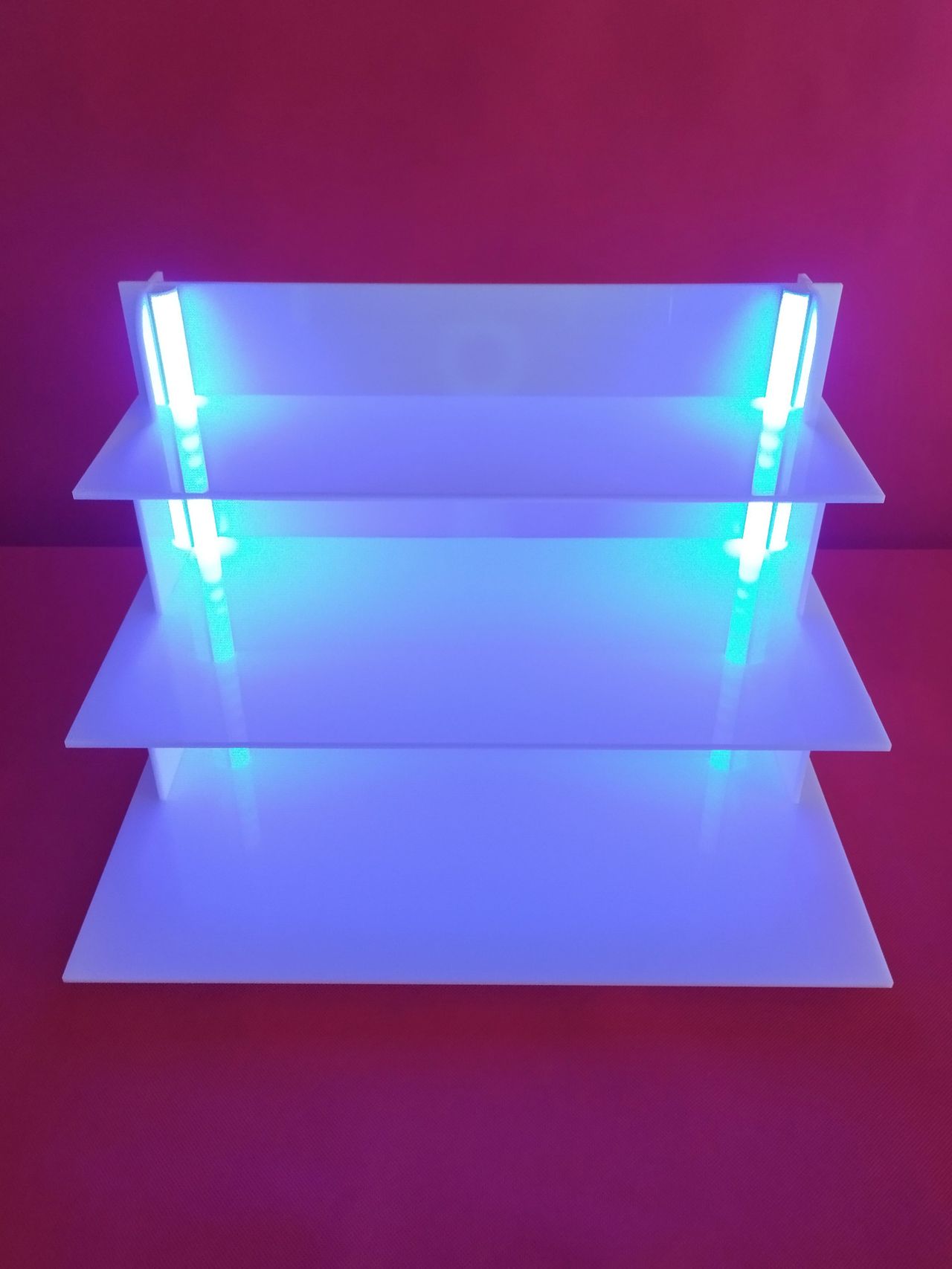 KC ELITTE - trzypoziomowy podświetlany ekspozytor do ciast, deserów, zimnych przekąsek, sushi